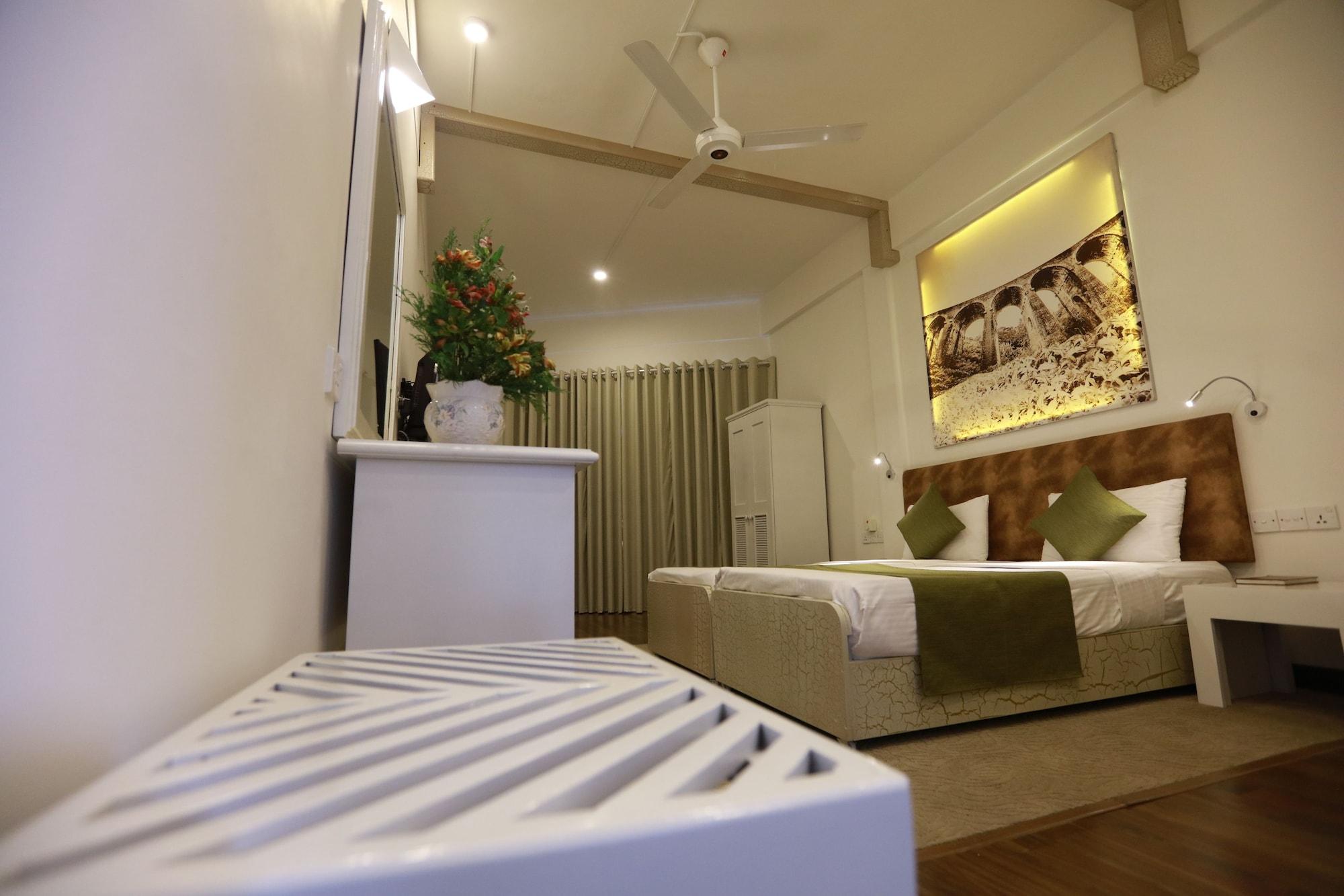 בנדרוולה Orient Hotel מראה חיצוני תמונה