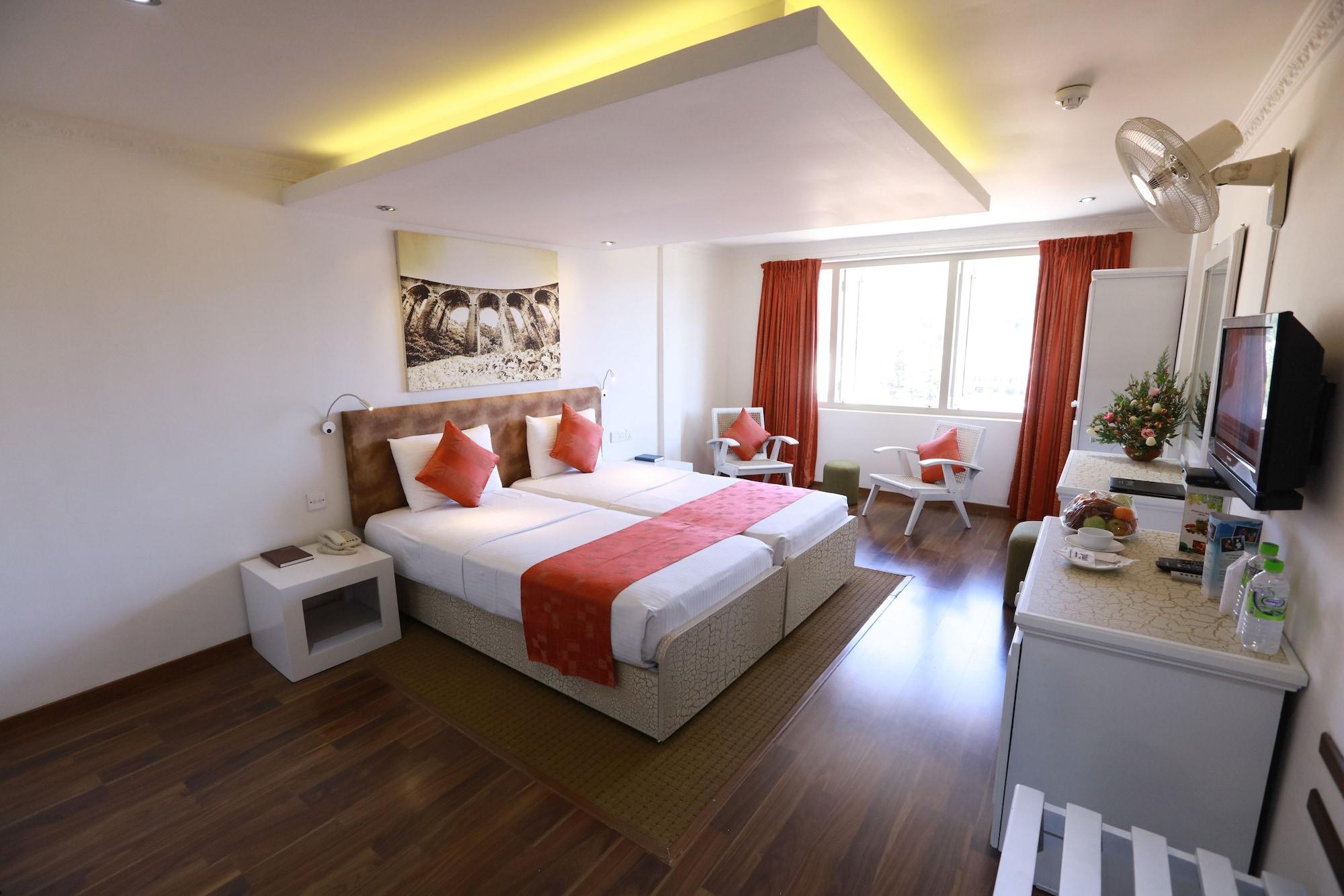 בנדרוולה Orient Hotel מראה חיצוני תמונה