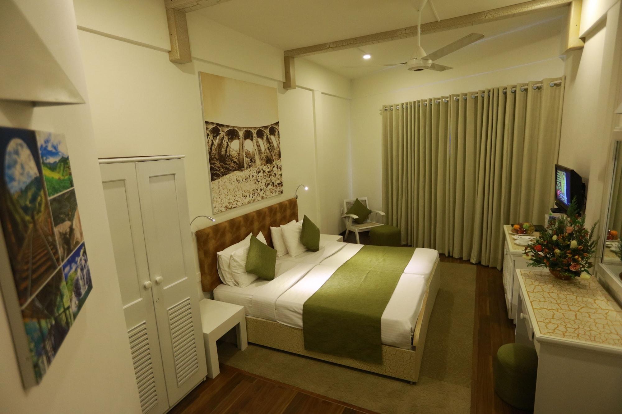 בנדרוולה Orient Hotel מראה חיצוני תמונה