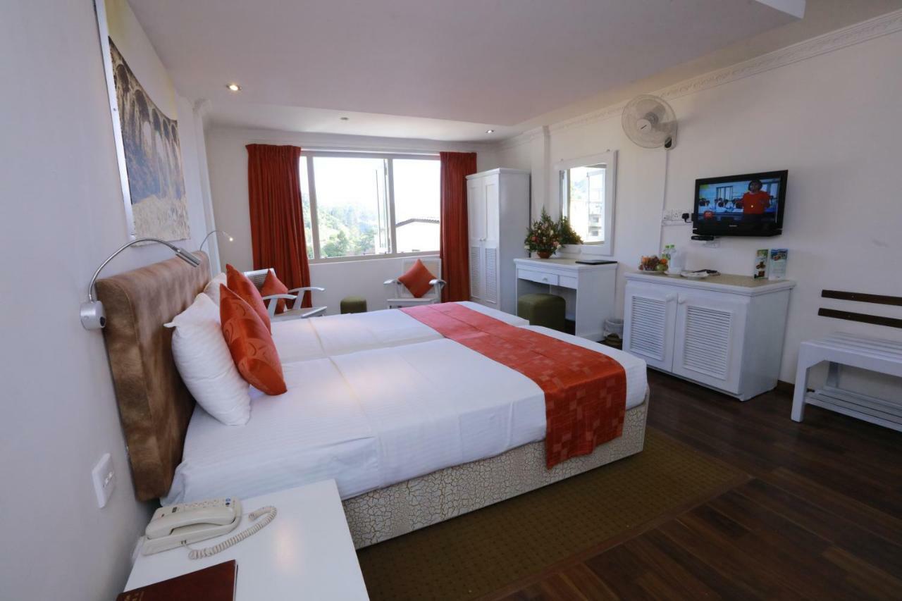 בנדרוולה Orient Hotel מראה חיצוני תמונה